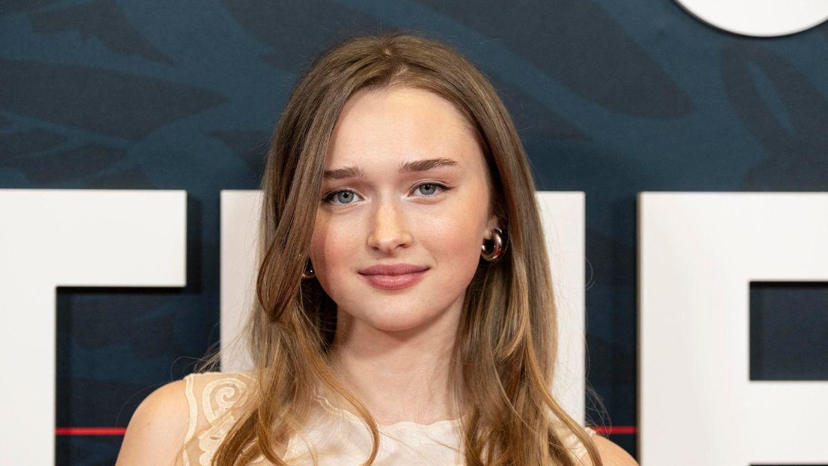 off campus cast members age guide