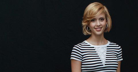 Jessica Alba Wesaring stripped Shirt