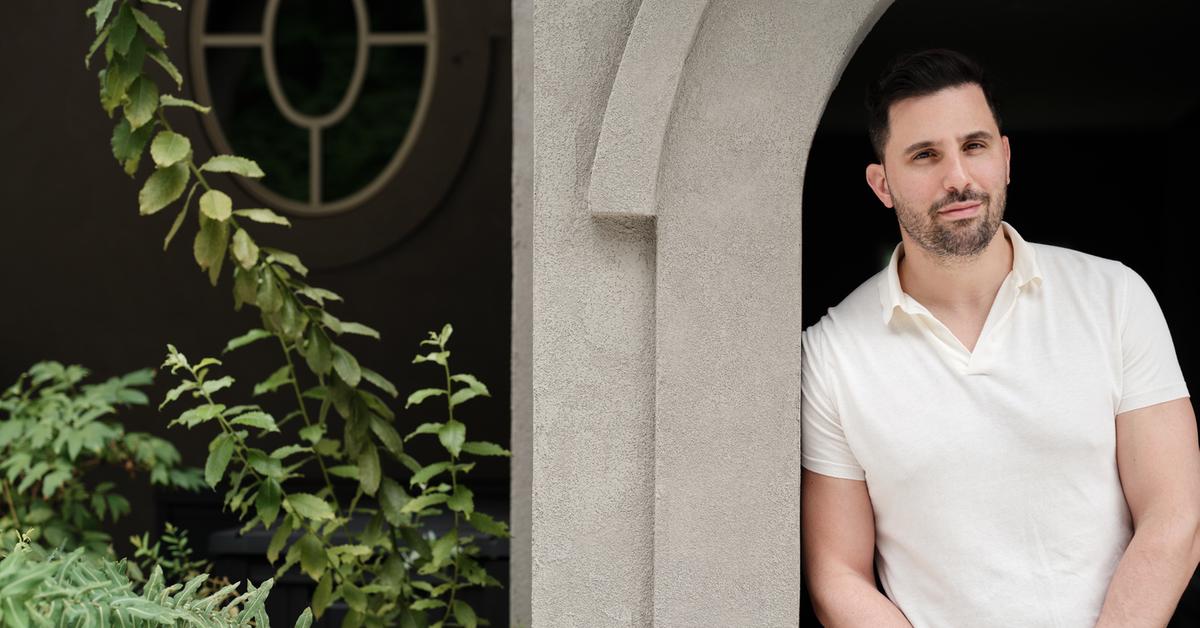 The Story Of Steve Salis, Founder Of Salis Holdings & His Philosophy