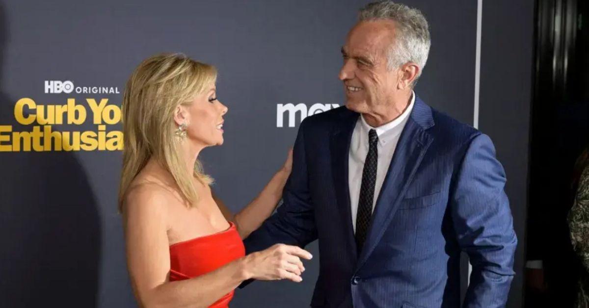 jack schlossberg trolls cousin robert f kennedy jrs wife cheryl hines comical tweet