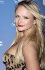 2009__12__holidaymirandalambert 145&#215;225.jpg