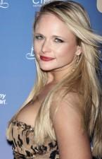 2009__12__holidaymirandalambert 145×225.jpg