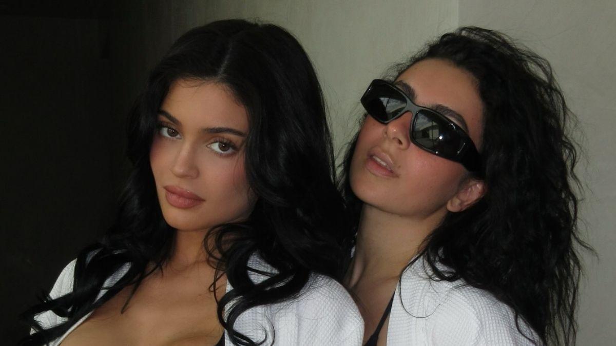 Photo of Kylie Jenner and Charli XCX