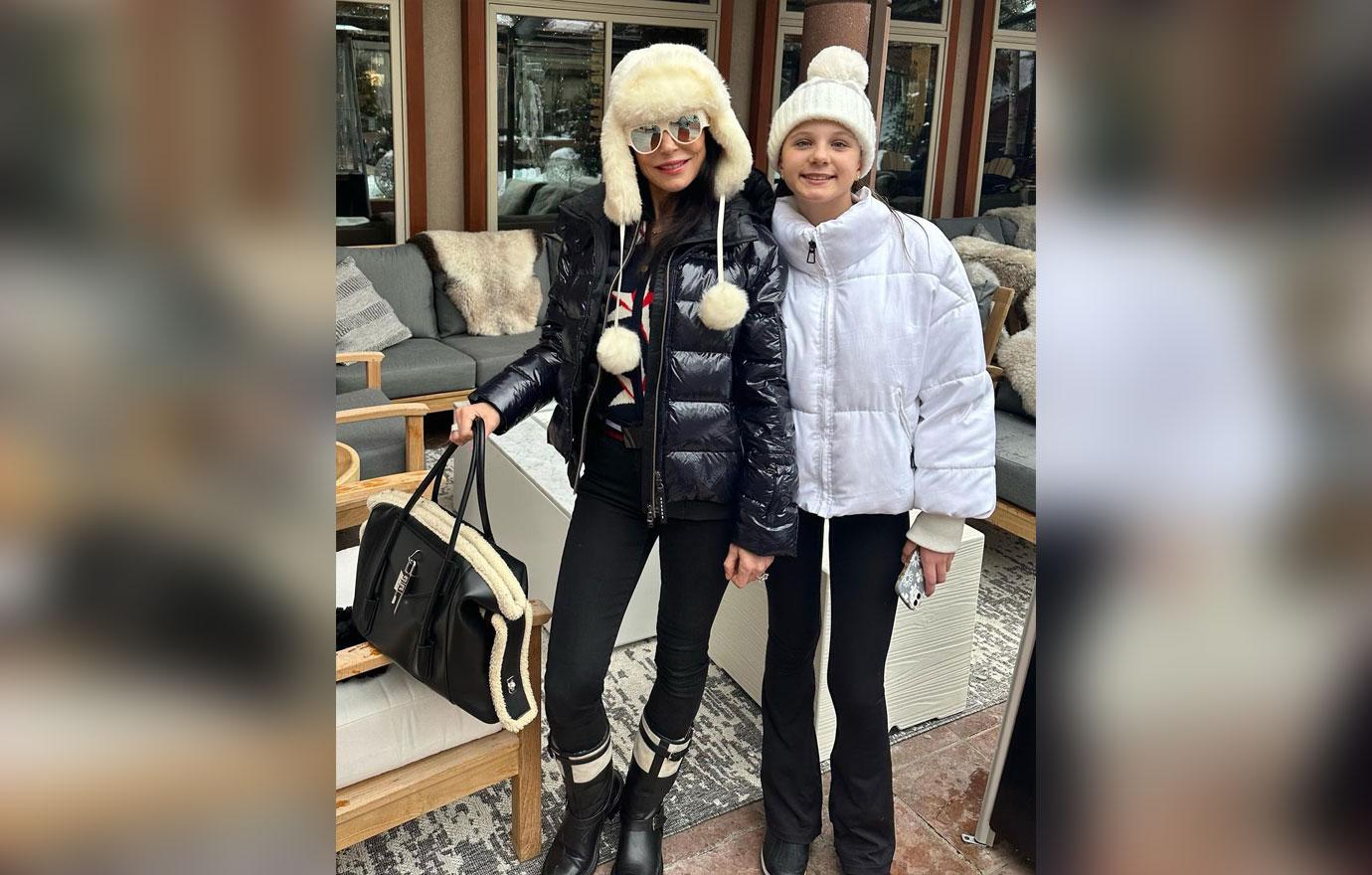 bethenny frankel fires back trolls face looks different aspen trip