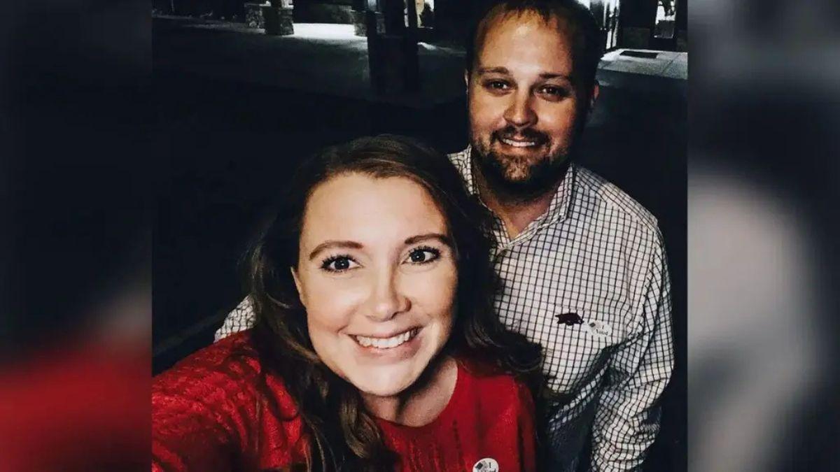 josh duggar shocking text messages from prison exposed