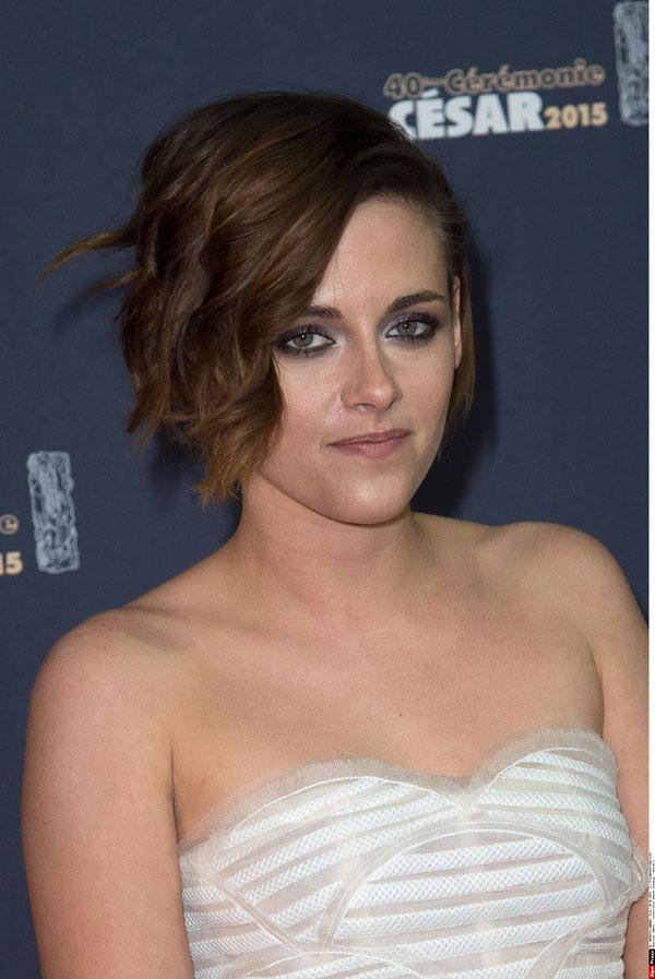 Celebs with short hair 03