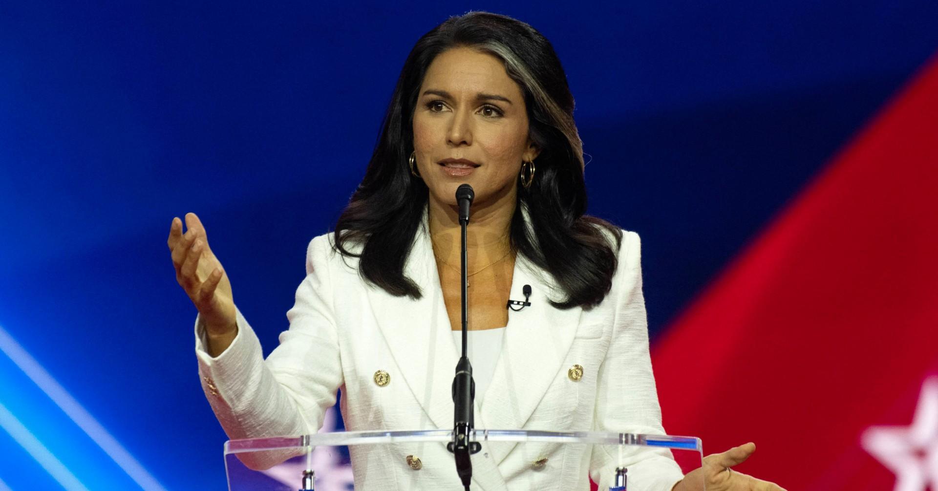 donald trump brings tulsi gabbard ufc fight melania nowhere watch