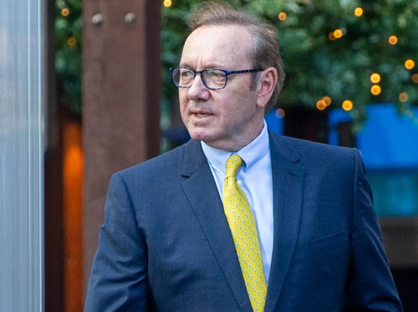 kevin spacey refuses attacked documentary sexual assault accusations