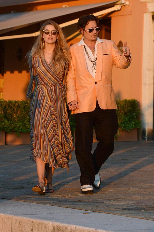 Johnny depp amber heard venice canal italy 02