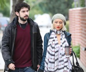 2010__10__Christina_Aguilera_Jordan_Bratman_Oct14newsne 300×251.jpg