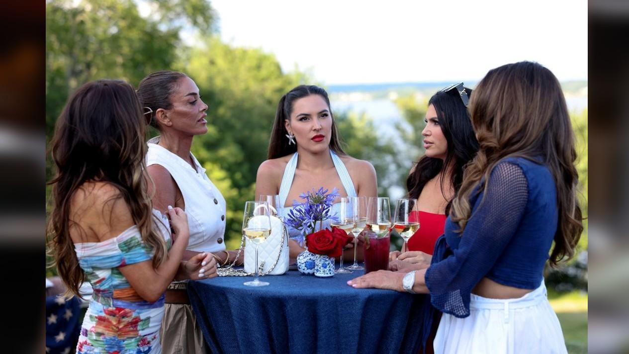 Photo of Alicia Carmody, Liz McGraw, Kelsey Swanson, Jo-Ellen Tiberi and Dolores Catania. 