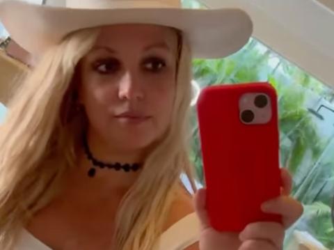 Britney Spears Shops At Forever 21 Amid Rumored Money Problems