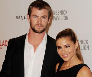 2010__12__hemworth_pataky_dec28 300×296.jpg