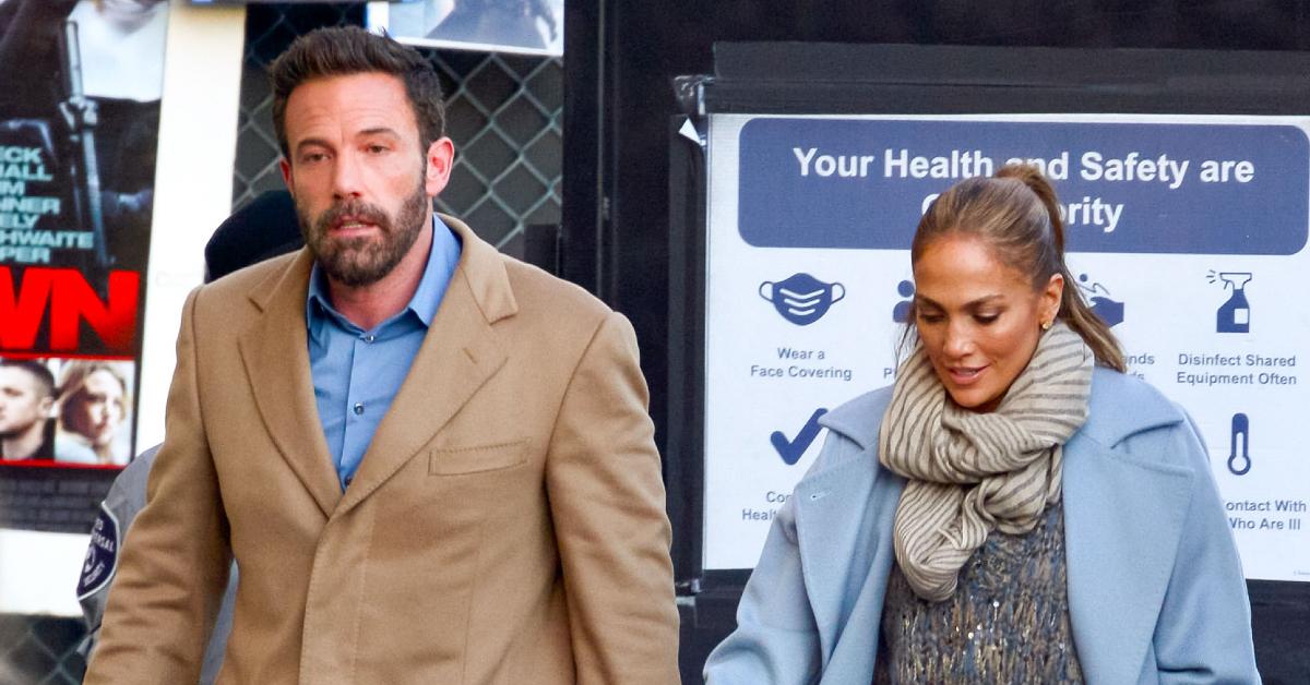 ben affleck holds hands jlo