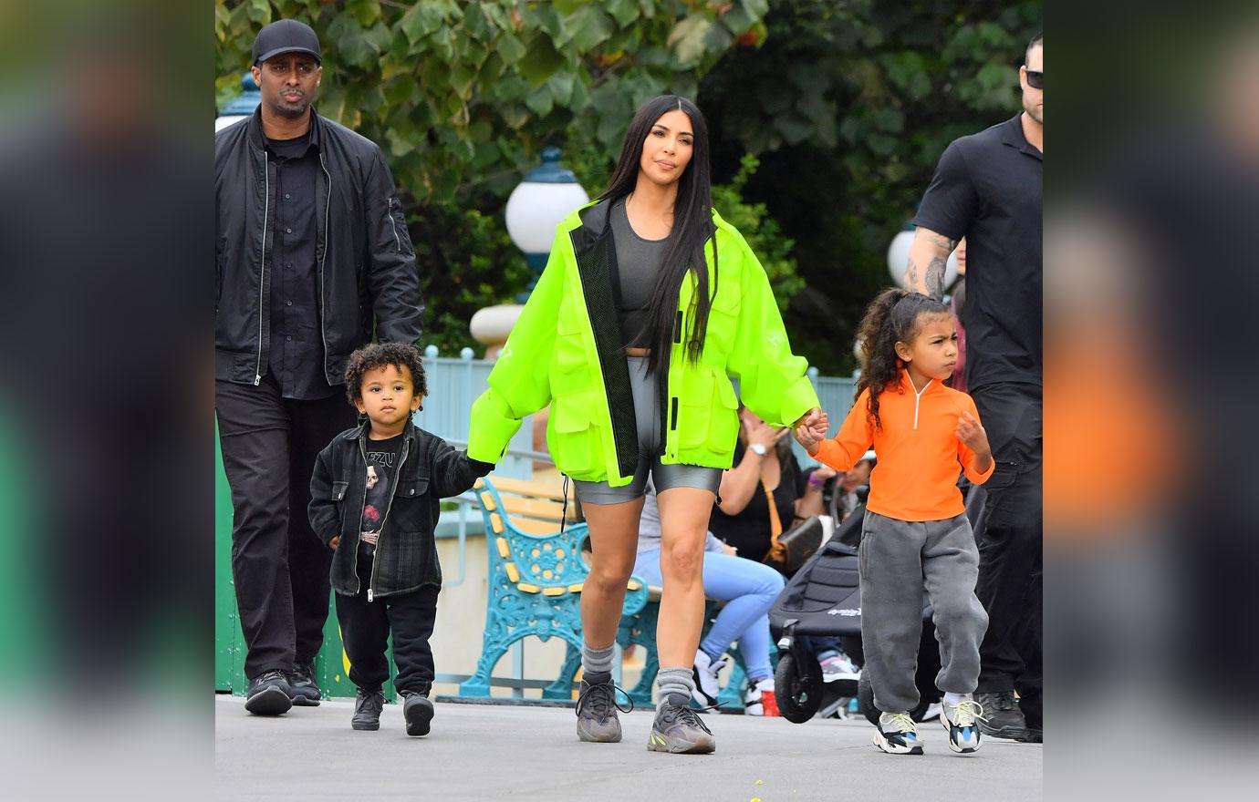 Kim Kardashian Kids Chicago Saint Inseparable Pic 03