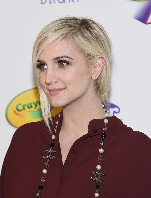 Ashlee simpson plastic surgery getty