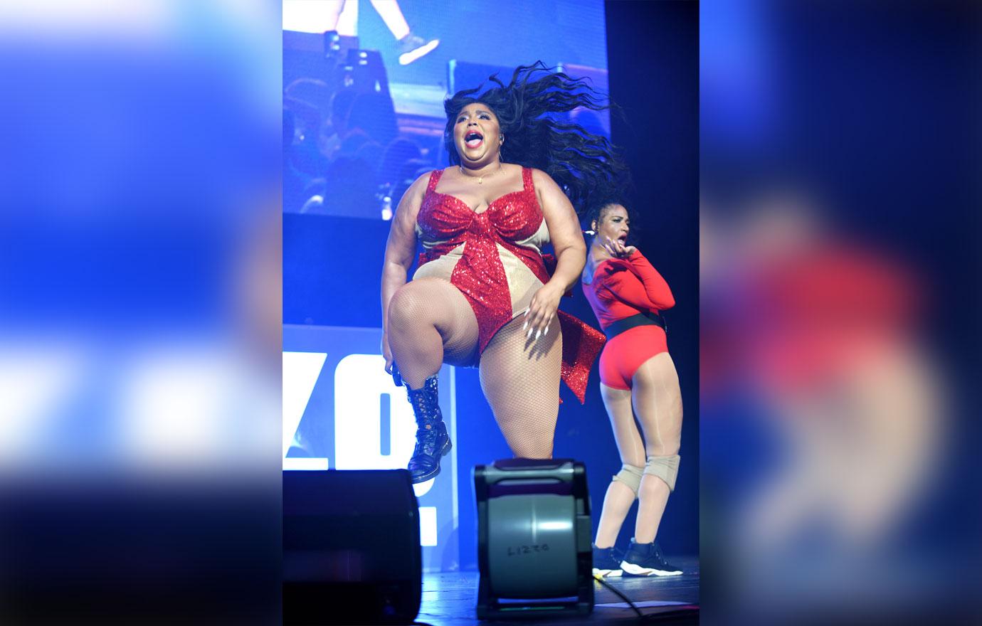 [Lizzo] Performs At iHeartRadio Jingle Ball Tour 2019