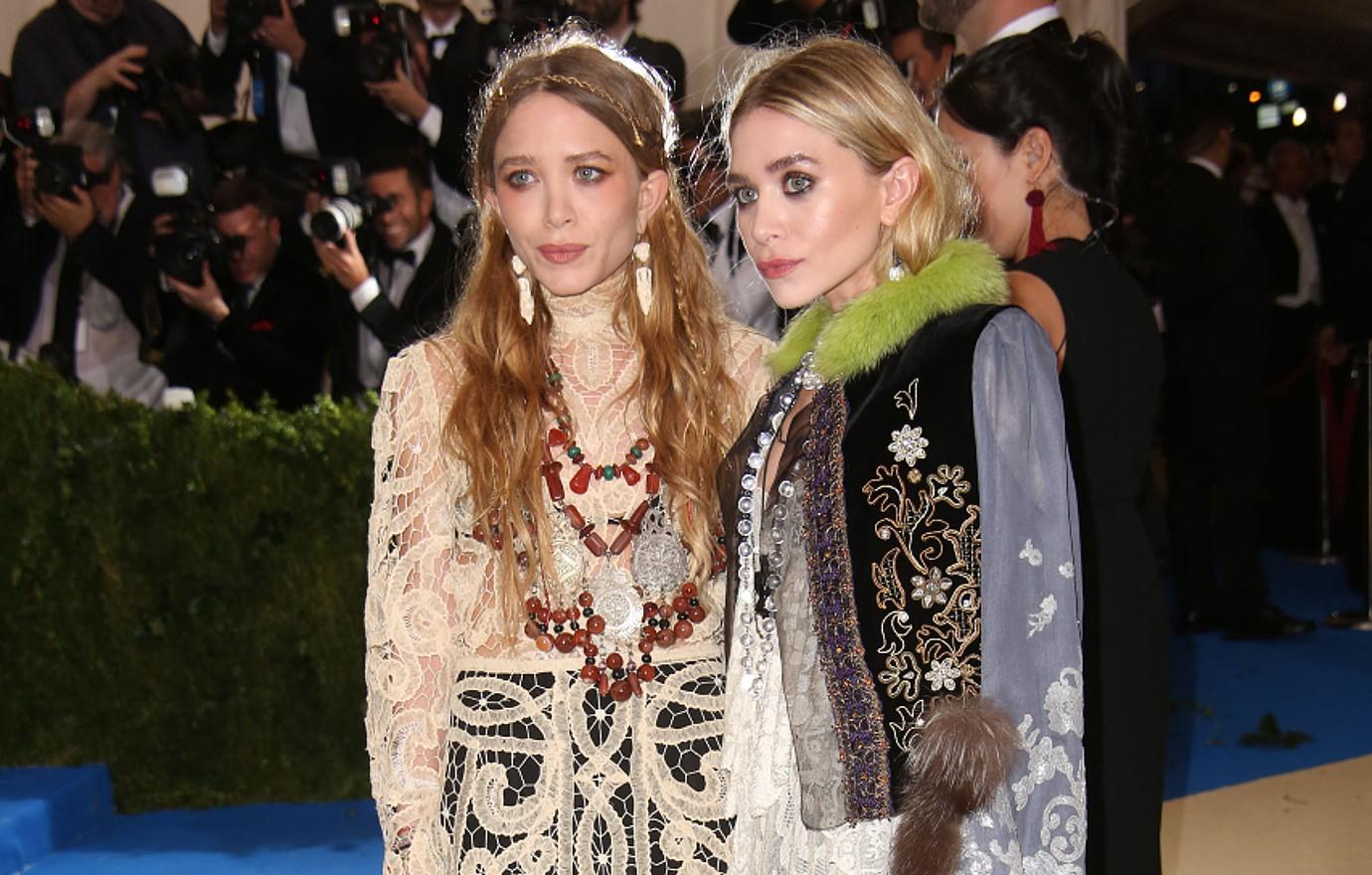 Olsen twins' New York show confirms rise to fashion royalty, New York  fashion week