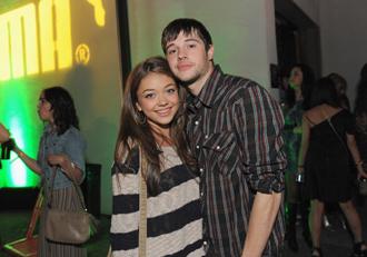 Sarah hyland matt prokop nov10newsbt rt.jpg
