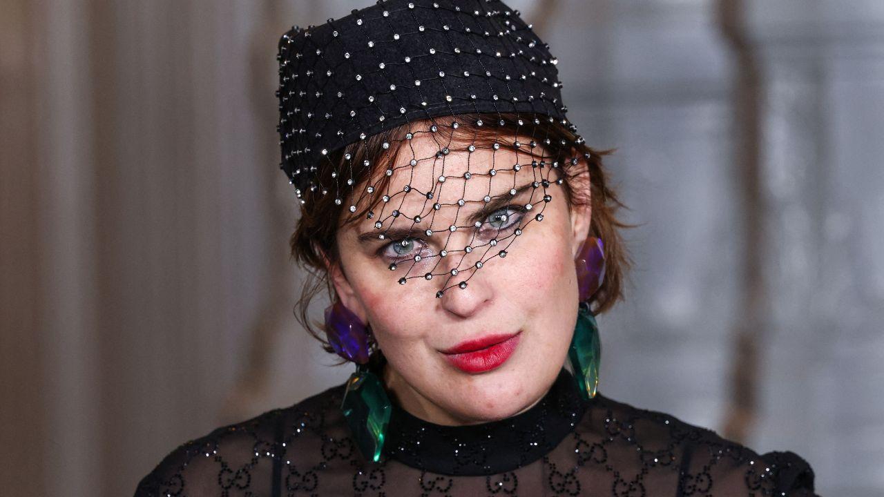 Image of Tallulah Willis playfully stuck out her tongue.