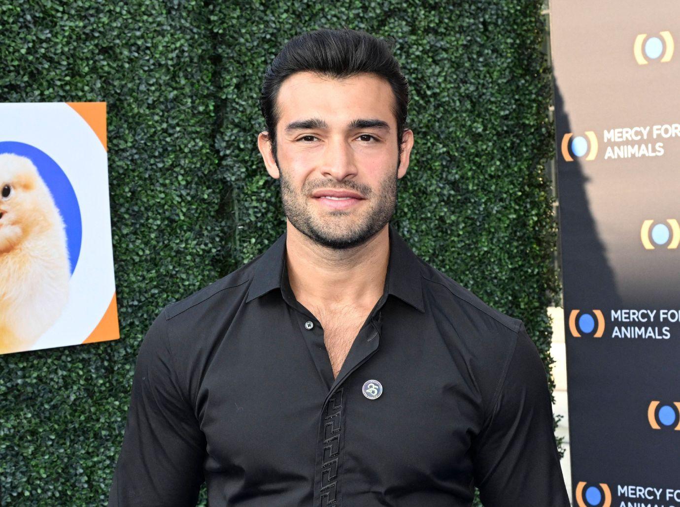 britney spears ex husband sam asghari prohibited talking about her traitors