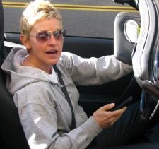 2010__01__ellendegeneres 225×211.jpg