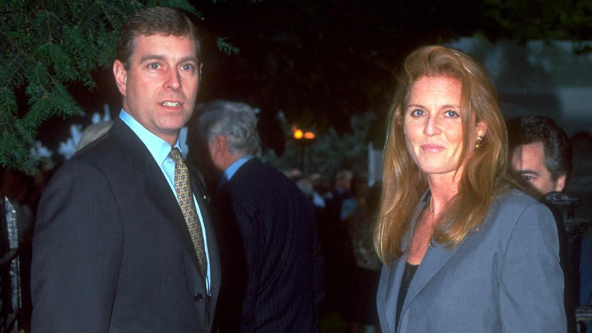 image of Jeffrey Epstein's brother claims he never had any kids.