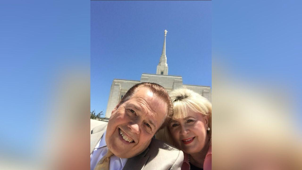 image of Alan Osmond and his wife, Suzanne Pinegar, shared a smiling photograph on Instagram on July 23, 2025, just days before his death.