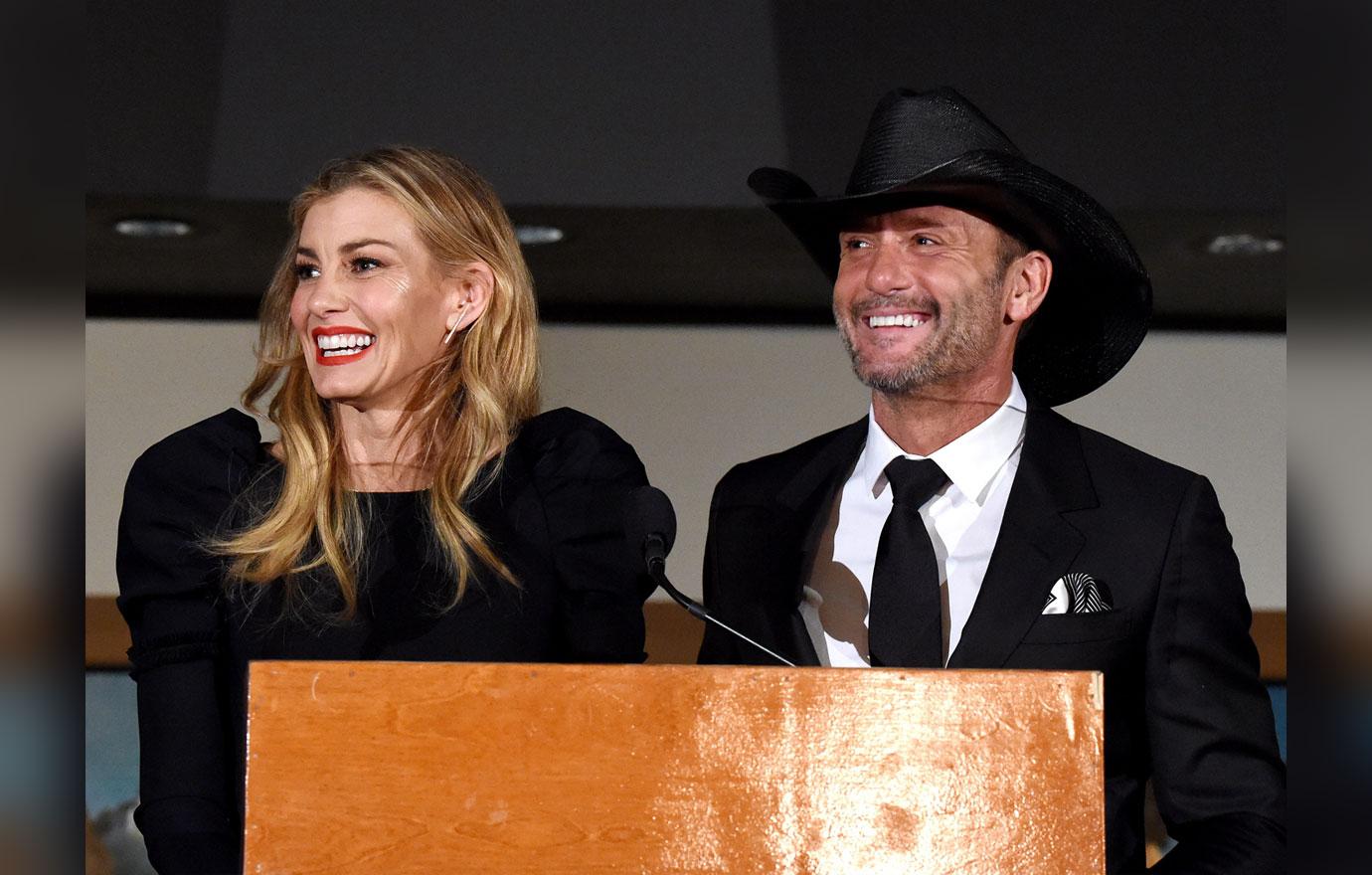 Tim McGraw Scares Daughters Date Covers Himself In Blood 01