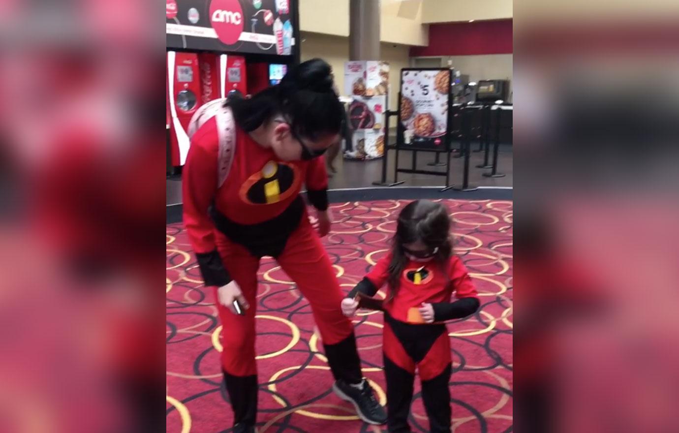 jenni jwoww farley daughter matching incredibles costumes pic 02