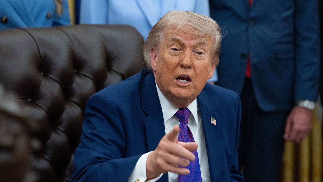 photo of The doctor questioned the timeline of Donald Trump's chronic venous insufficiency diagnosis.