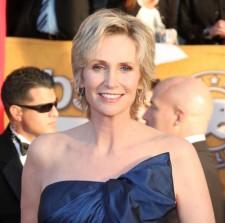 2010__01__Jane_Lynch_Jan26_newsne 225&#215;223.jpg