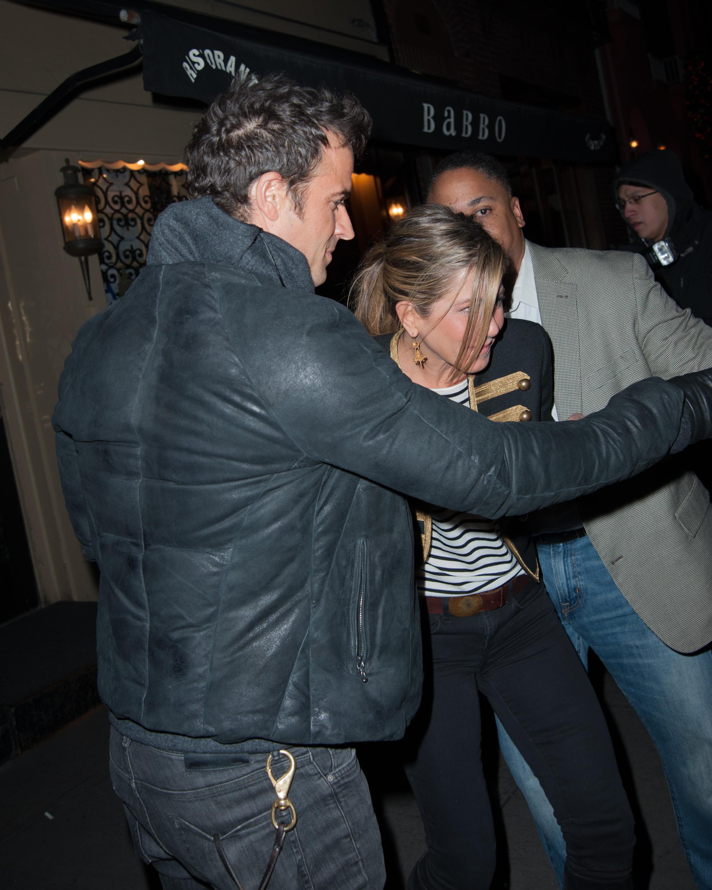 EXCLUSIVE: Justin Theroux and Jennifer Aniston leaving Babbo Ristorante in New York City **NO DAILY MAIL SALES**