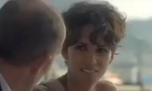 2011__06__Halle_Berry_June15newsneb 300×179.jpg