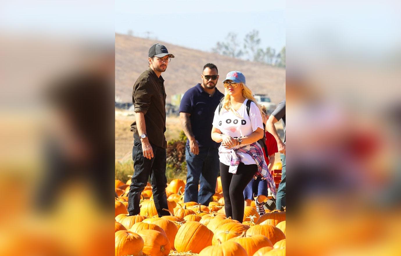 Christina aguilera pumpkin patch kids