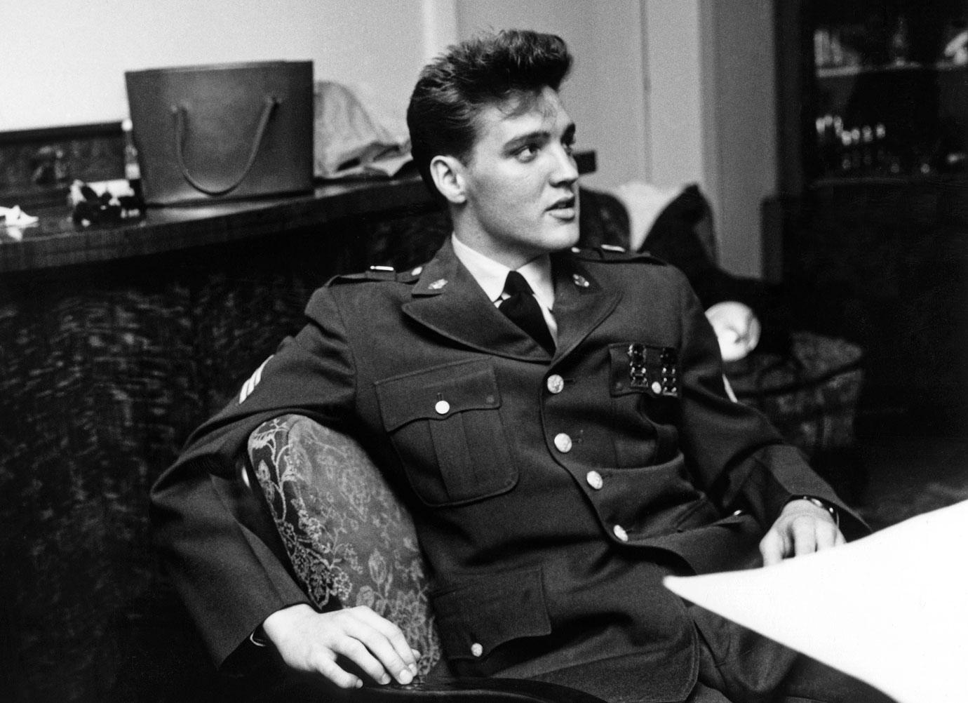 Celebrities Who Were Veterans Or Served In The Military Elvis Presley