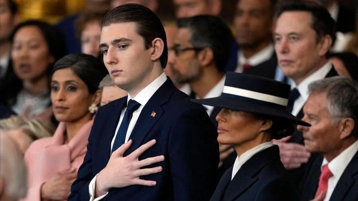 image of He's said to have called the unnamed woman at all hours.