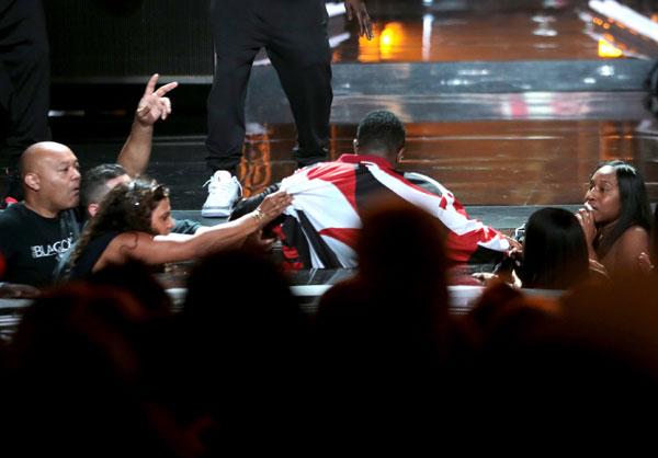 Down Goes Diddy See The Rapper Fall Into A Hole During His Performance Down Goes Diddy See The Rapper Fall Into A Hole During His Performance