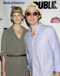 2010__11__wenn5501870 200×300.jpg