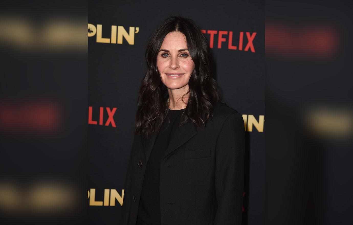 Courteney Cox arrives at the premiere of Netflix's "Dumplin'"