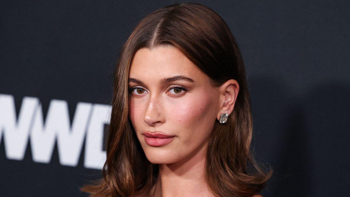 image of A body language expert weighed in on the pair's 'uneven' dynamic.