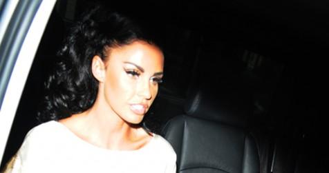 2009__08__full_katie_price_4_wenn2551006 476×800.jpg