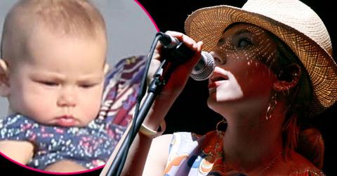 Scarlett johansson sings jazz baby rose