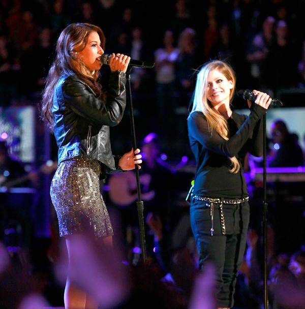 Cassadee Pope and Avril Lavgine