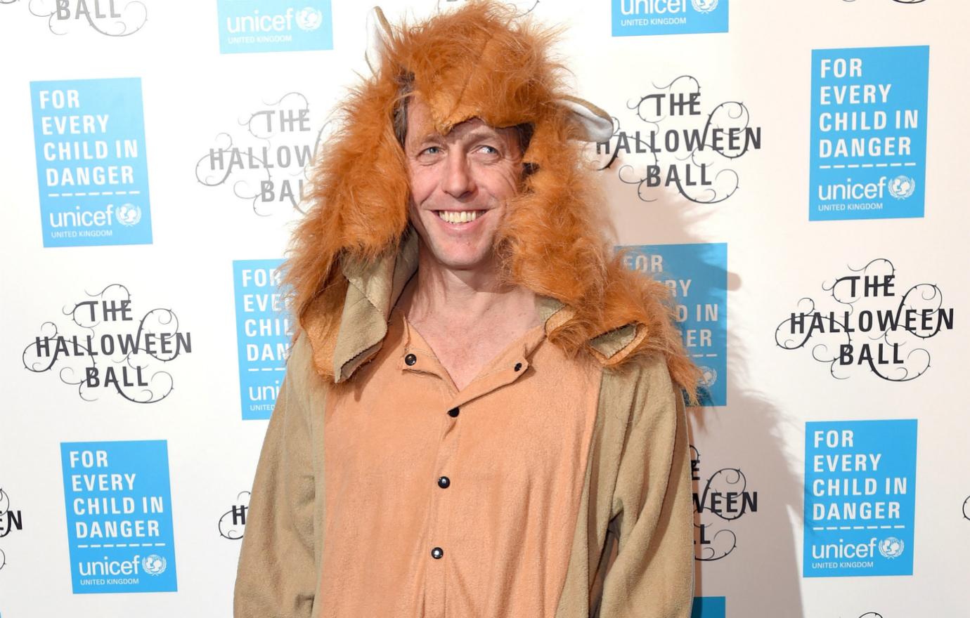 Hugh Grant made the scene as a lion (or something else?) for Halloween.