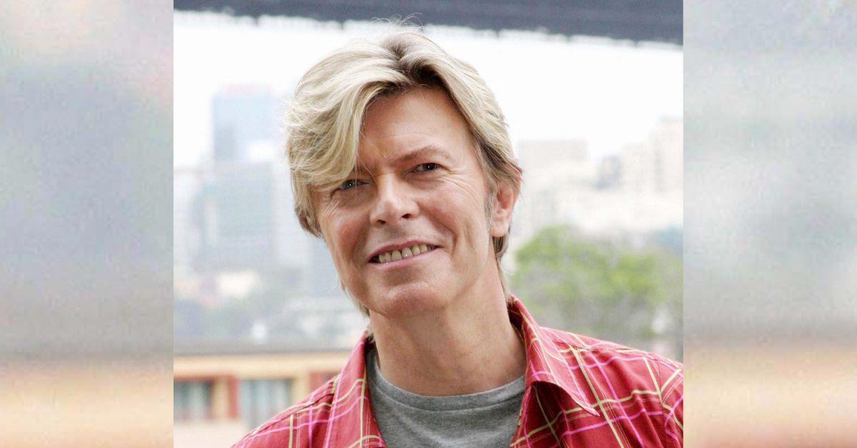 image of David Bowie kept his cancer battle a secret.