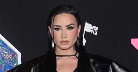 demi lovato hookups famous female cool for summer