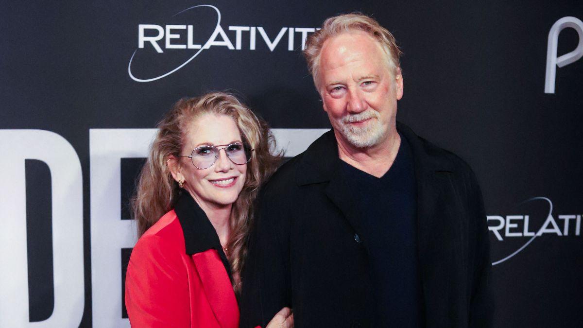 image of Timothy Busfield and Melissa Gilbert.  