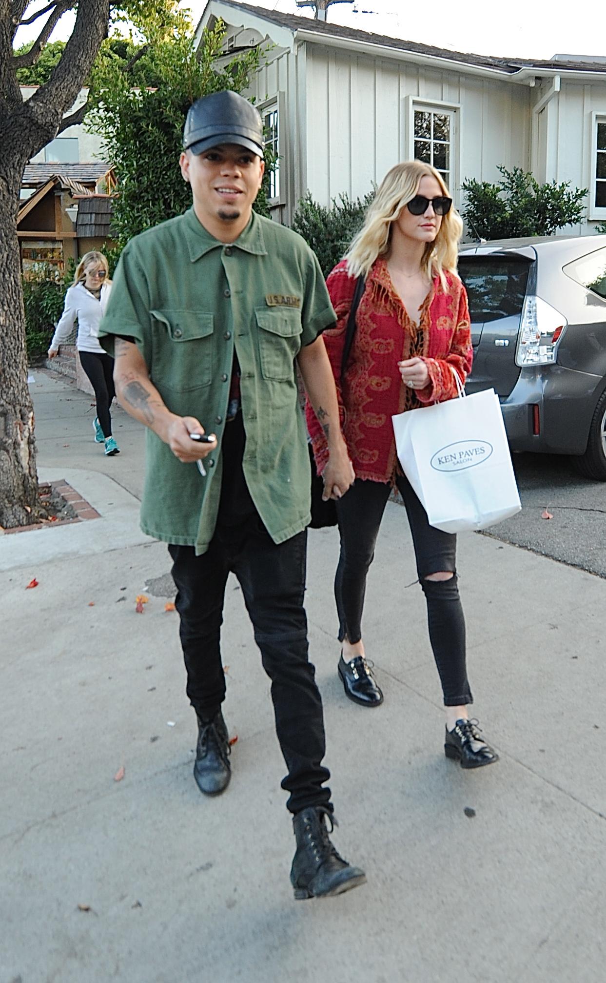 Ashlee Simpson and Evan Ross exit Ken Paves Salon