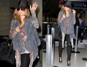 2010__11__Fergie 300×230.jpg